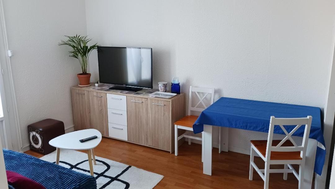 Appartement T2 Meuble Confort, Parking, Balcon,Pres Parc Des Expositions, Stades Perpinhã Exterior foto